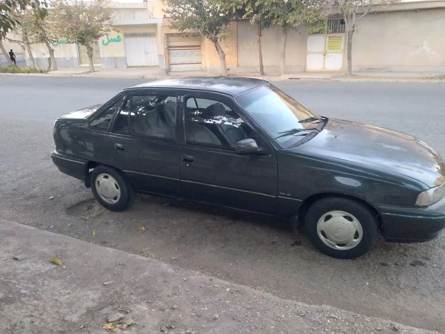 دوو سیلو|خودرو سواری و وانت|تربتحیدریه, آبشار|دیوار