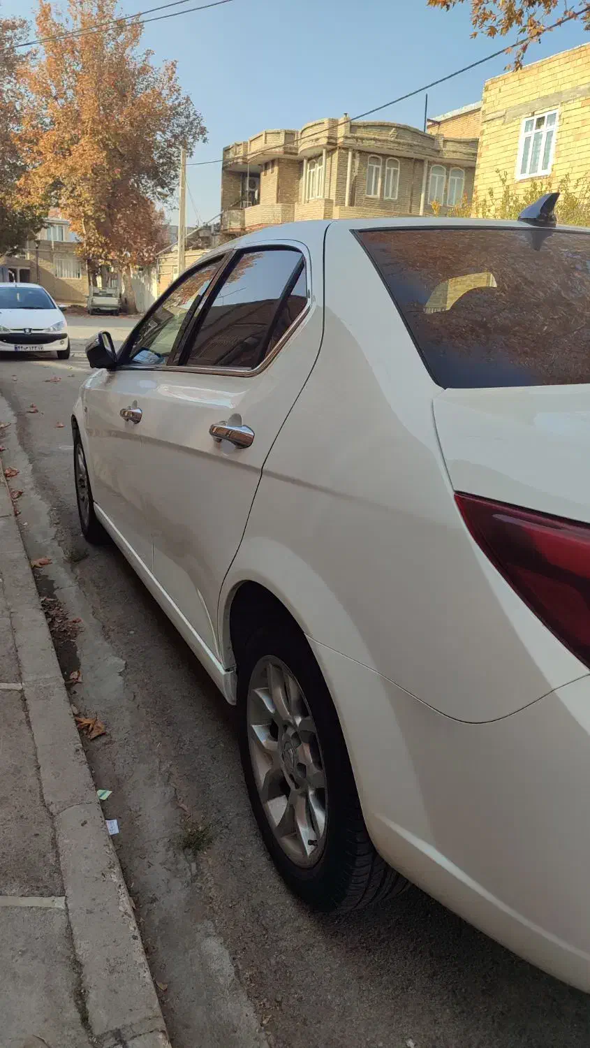 دنا پلاس اتومات مدل 1401|خودرو سواری و وانت|ارومیه, |دیوار