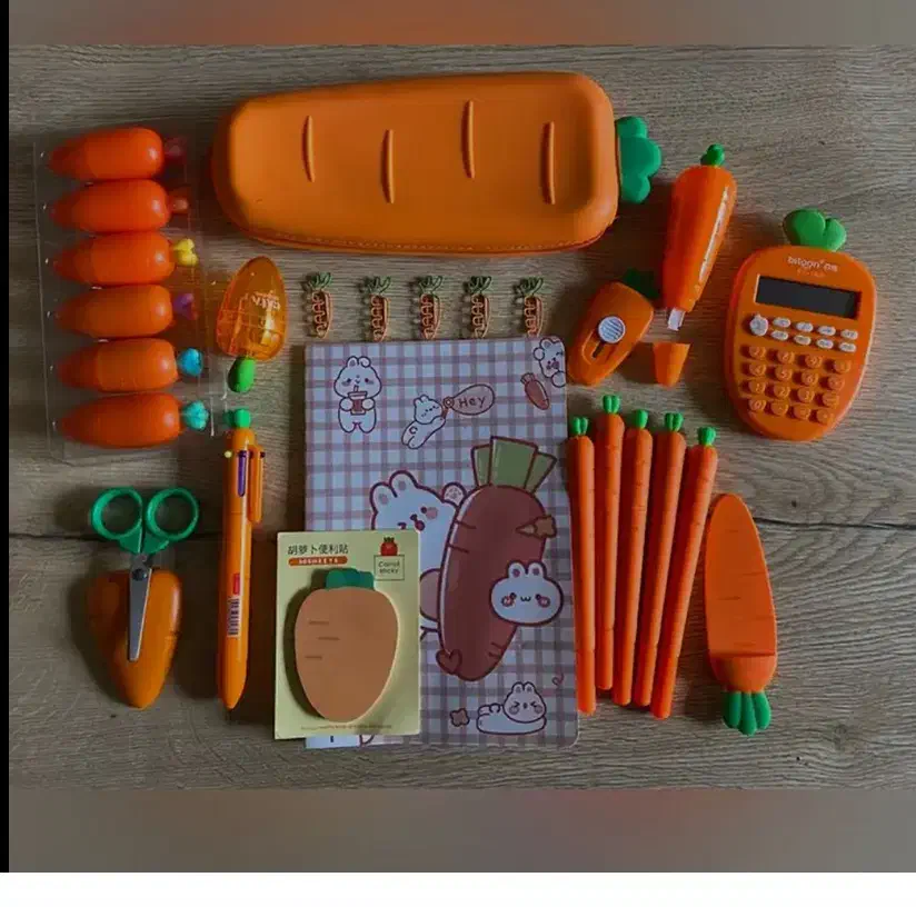 همکار در زمینه کافی نت و لوازم تحریر|استخدام رایانه و فناوری اطلاعات|تهران, ونک|دیوار