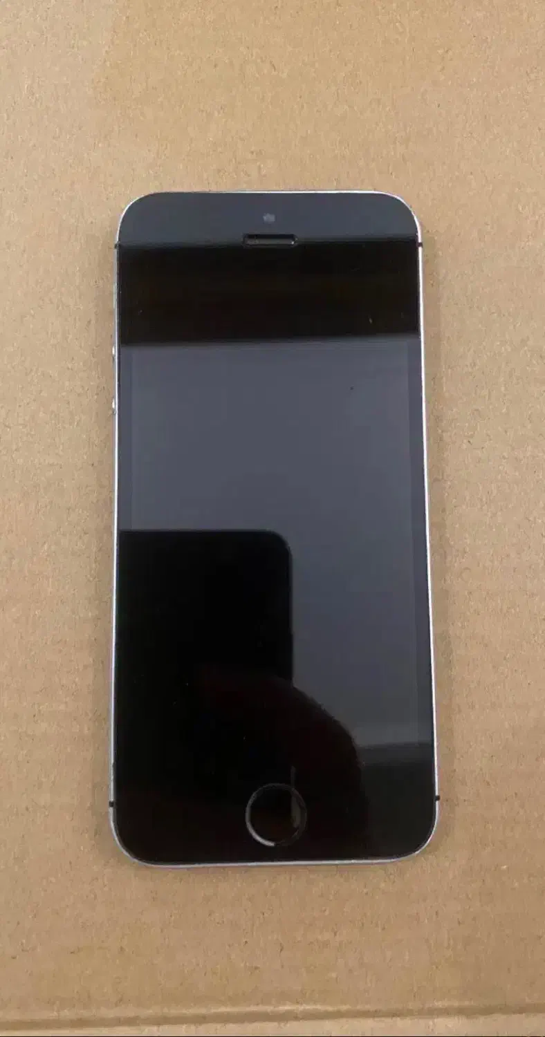 iPhone SE 2016 32 مشکی|موبایل|تهران, ظفر|دیوار