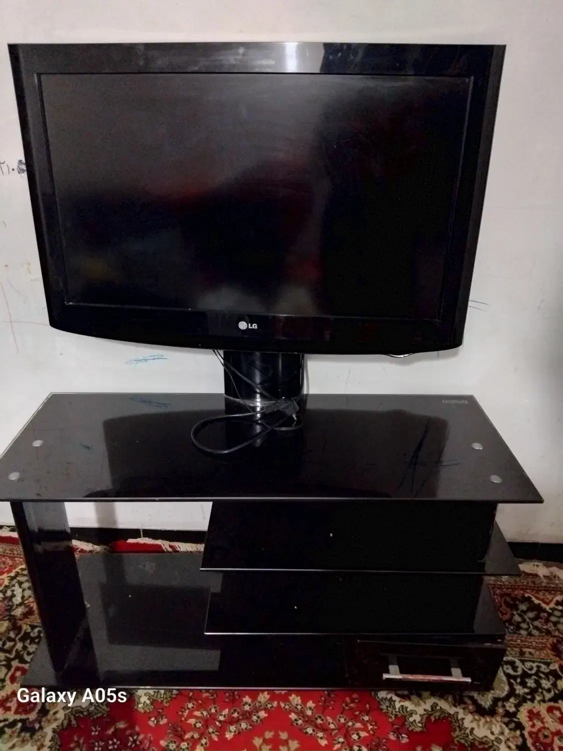 تلویزیون ۳۲ ال جی|تلویزیون و پروژکتور|علی‌آباد کتول, |دیوار