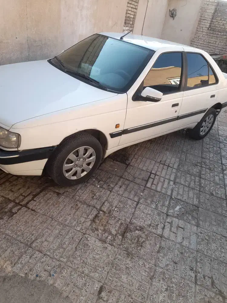 اسلکس ۹۵ سفید دریچه سیمی|خودرو سواری و وانت|لنجان, |دیوار