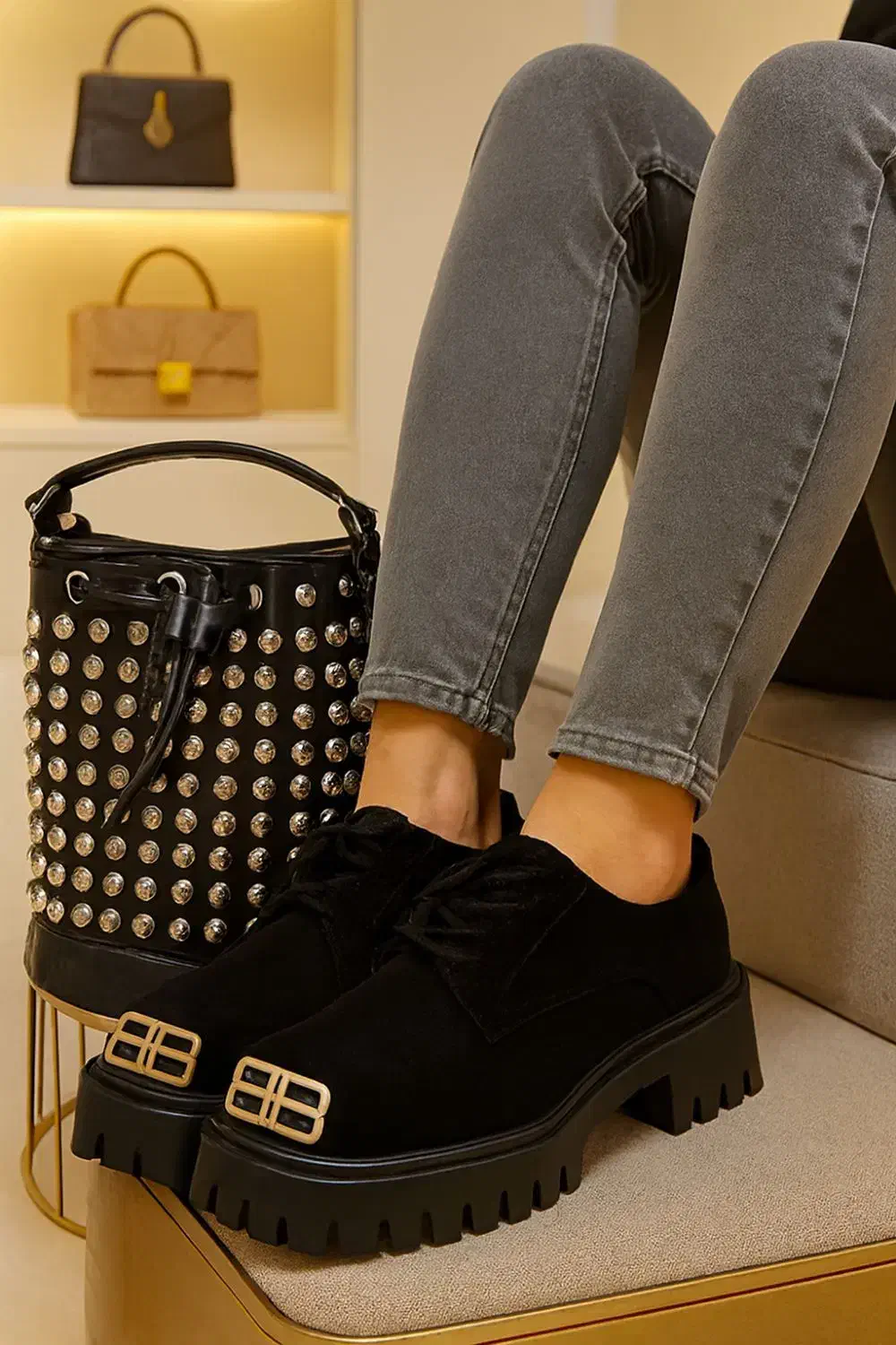 انواع کیف و کفش خارجی مناسب|کیف، کفش، کمربند|رشت, بوسار|دیوار