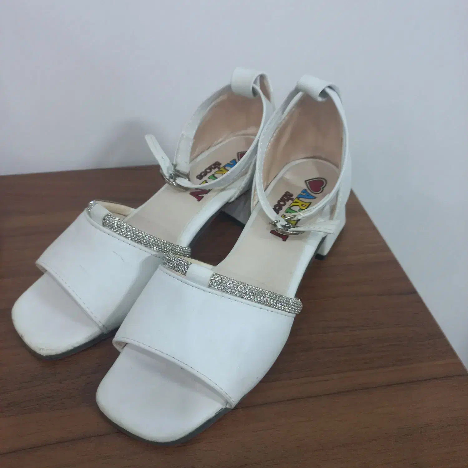 کفش بچگانه|کفش و لباس بچه|رشت, احمد گوراب|دیوار