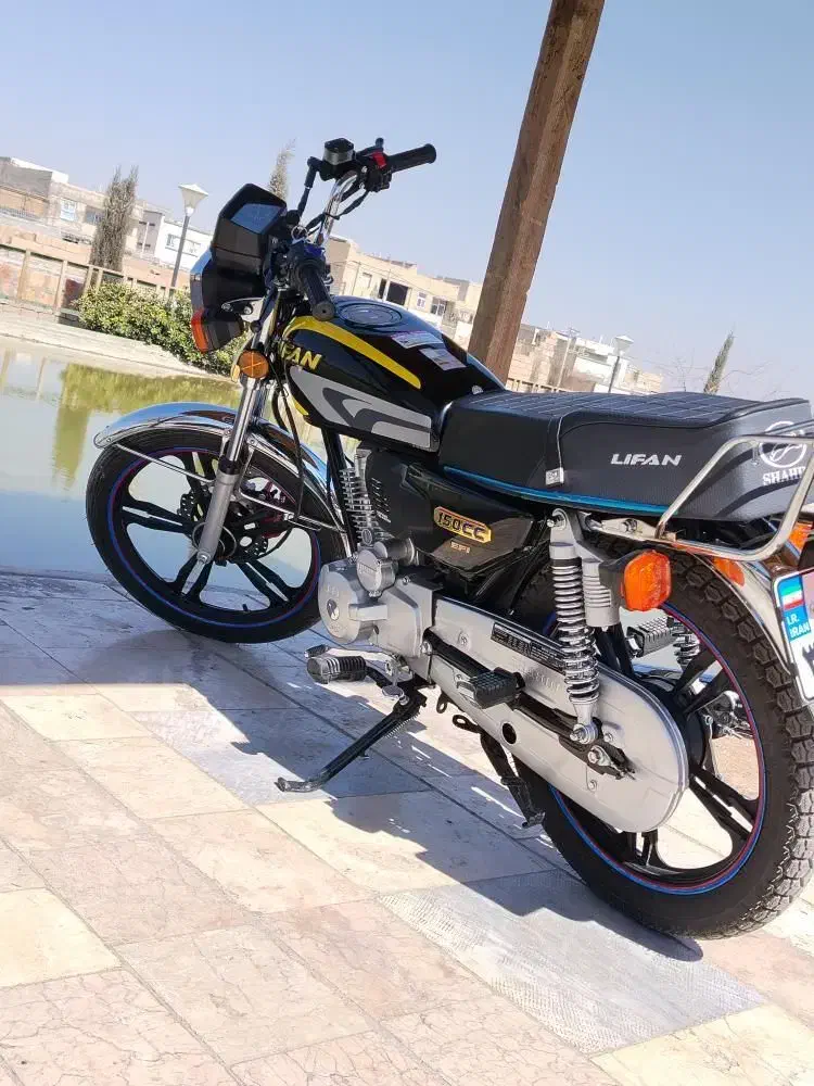 هوندا ۱۵۰ تقریبا صفر|موتورسیکلت|اصفهان, نقش جهان|دیوار