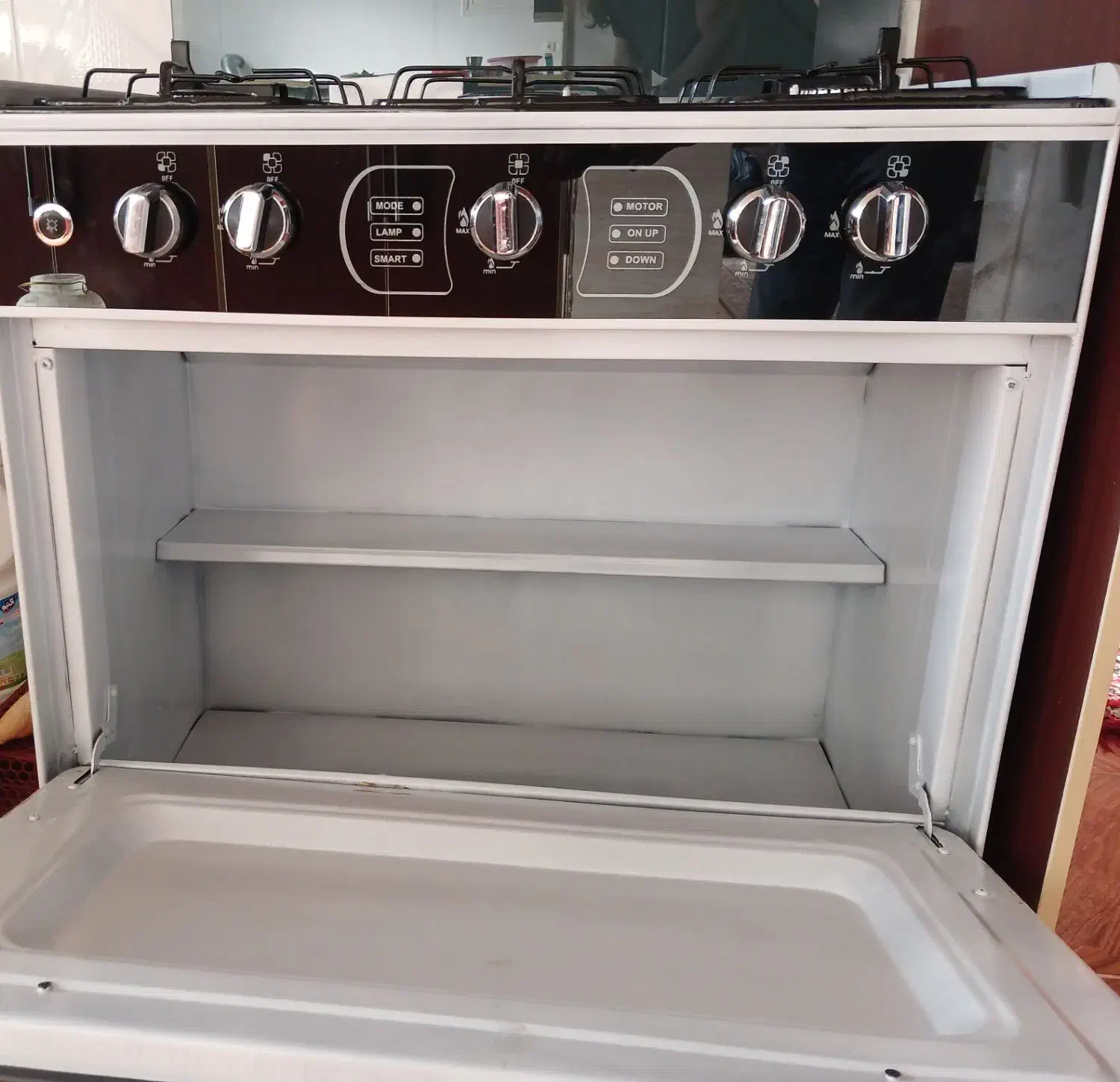 اجاق گاز طرح فر نو استفاده نشده|اجاق گاز و لوازم برقی پختوپز|استهبان, |دیوار