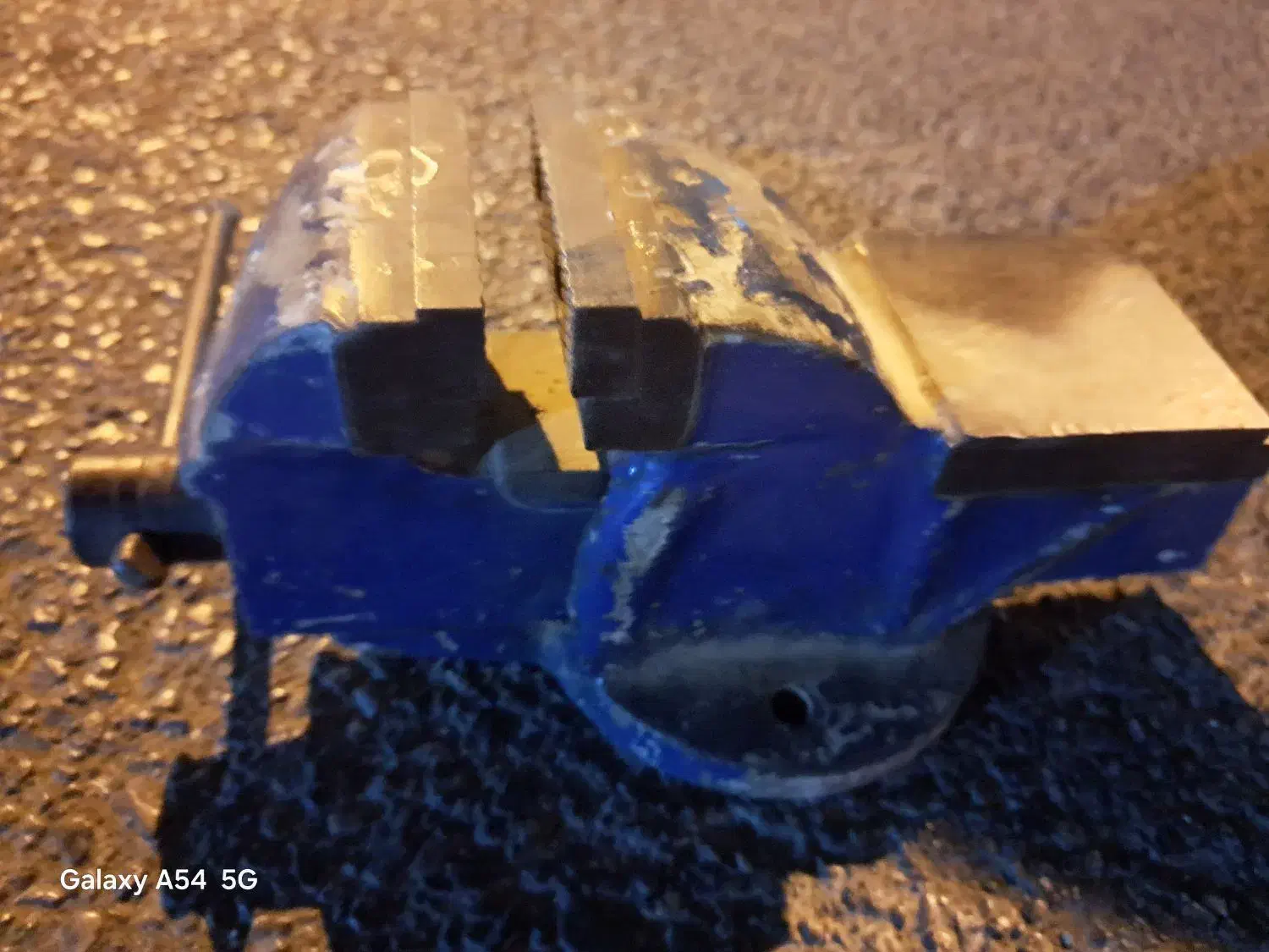 سرپیک هوا برش و دریل بوش اصلی|ابزارآلات|محمدیه-قزوین, |دیوار