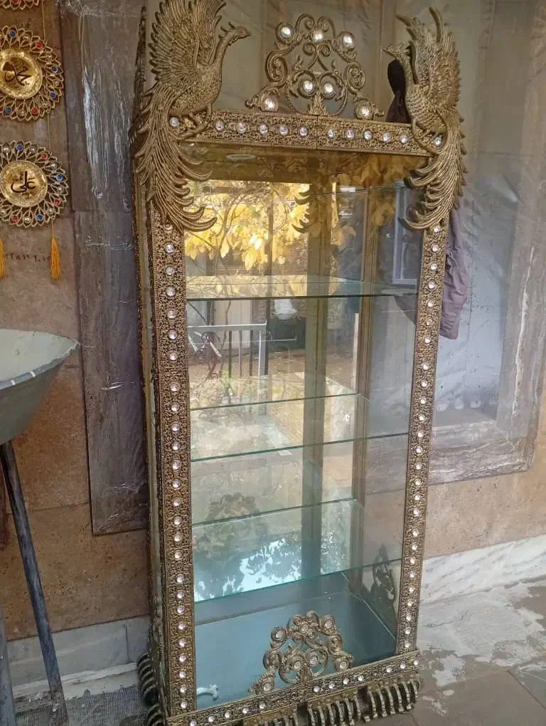 بوفه برنز در حد نو|بوفه، ویترین، کنسول|نورآباد, |دیوار