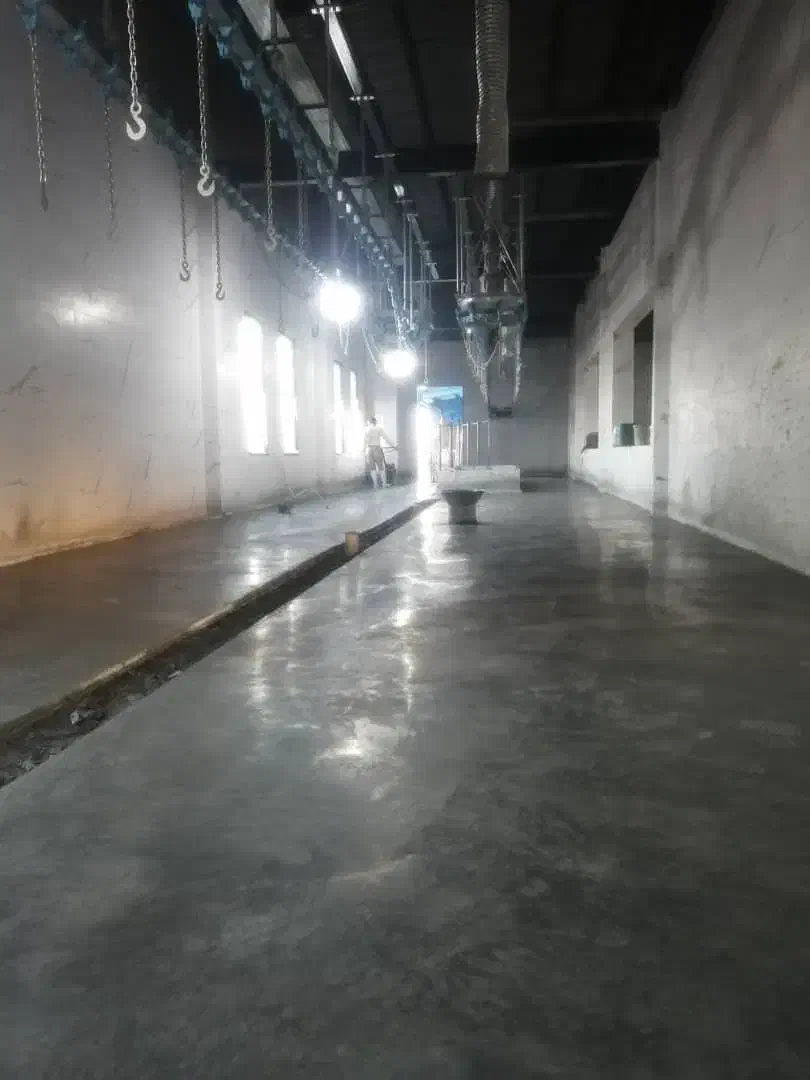 اجرای بتن ریزی وکف سازی با ماله پروانه ای|خدمات پیشه و مهارت|صدرا-فارس, فاز ۱|دیوار