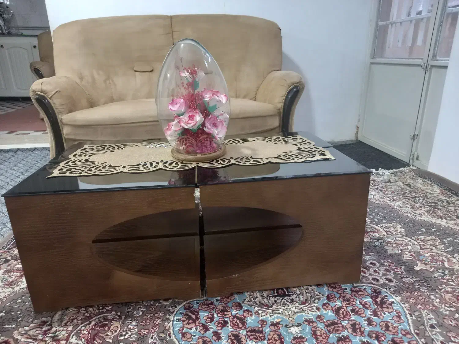 وسایل خانه مبل وپشتی...|مبلمان خانگی و میز عسلی|سنندج, |دیوار