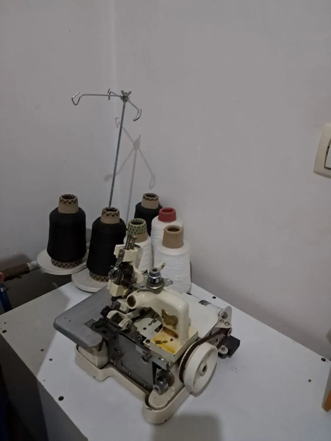 چرخ پروانه|چرخ خیاطی و ریسندگی|ارومیه, |دیوار