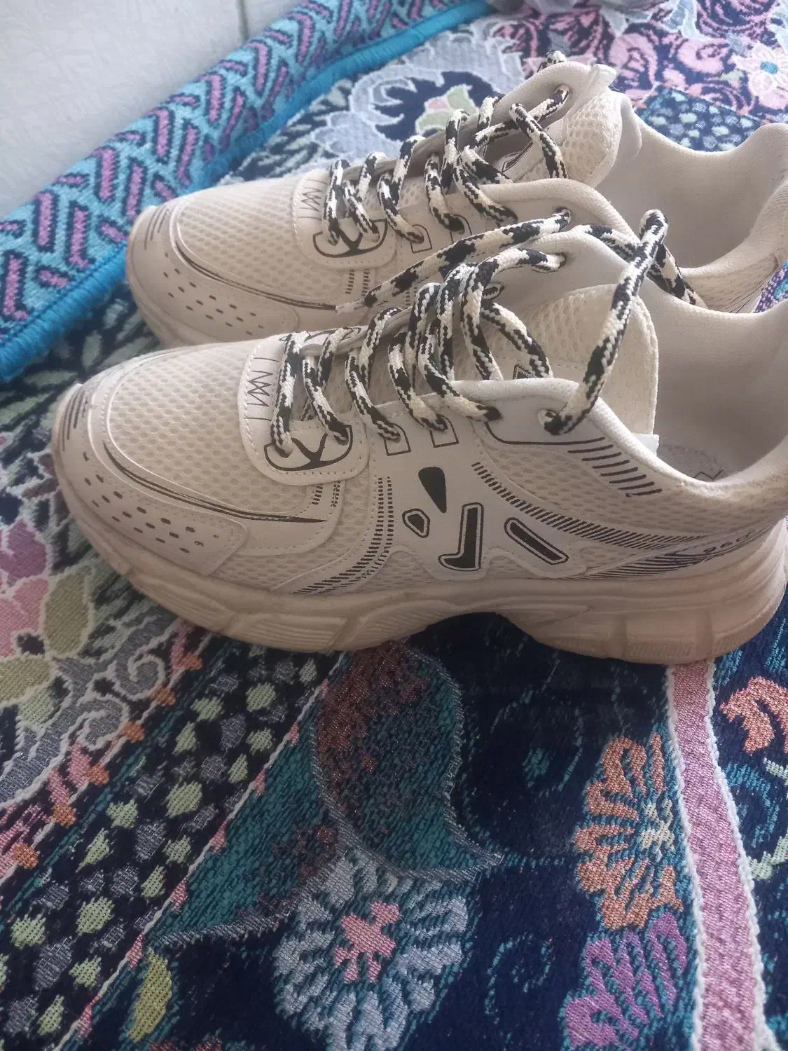 کفش اسپرت|کیف، کفش، کمربند|کرمان, |دیوار