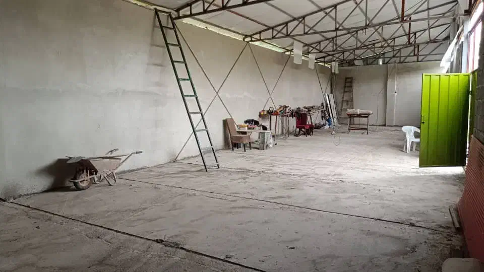 اجاره انبار ۱۷۰ متر ۱۰۰۰ متر محوطه  جاده انزلی|اجارهٔ دفتر صنعتی، کشاورزی، تجاری|رشت, بازار|دیوار