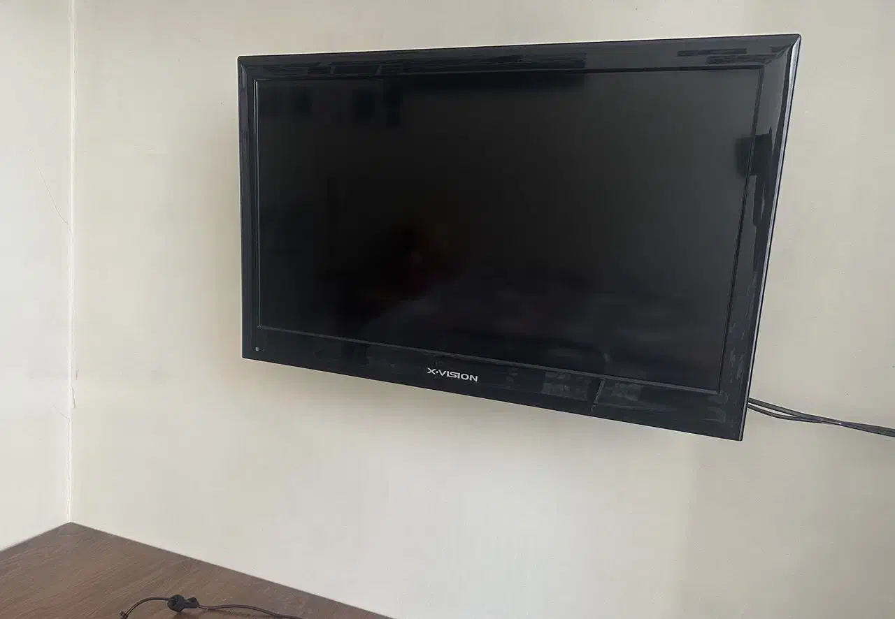 تلویزیون ایکس ویژن ۲۴ در حد نو|تلویزیون و پروژکتور|تهران, دانشگاه شریف|دیوار