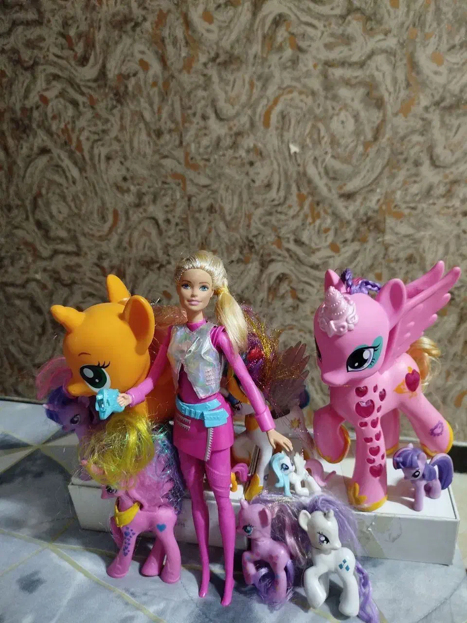 پرنسس باربی فیگور وان پیس و عروسک اسب پونی|اسباببازی|تهران, پردیسان|دیوار