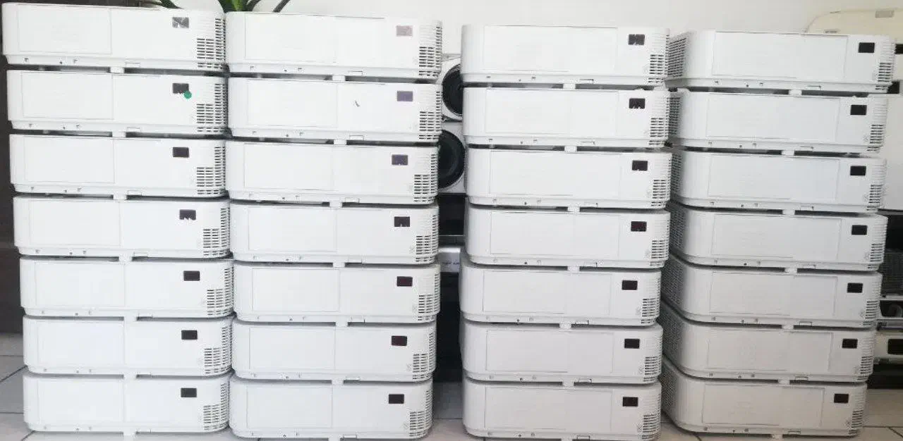 دیتا پروژکتور استوک اروپا|تلویزیون و پروژکتور|مشهد, زیبا شهر|دیوار