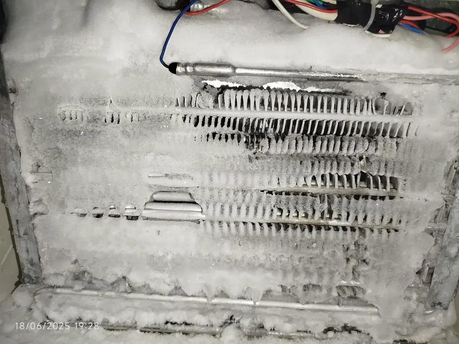 تعمیرات یخچال سیار|خدمات پیشه و مهارت|آزادشهر, |دیوار