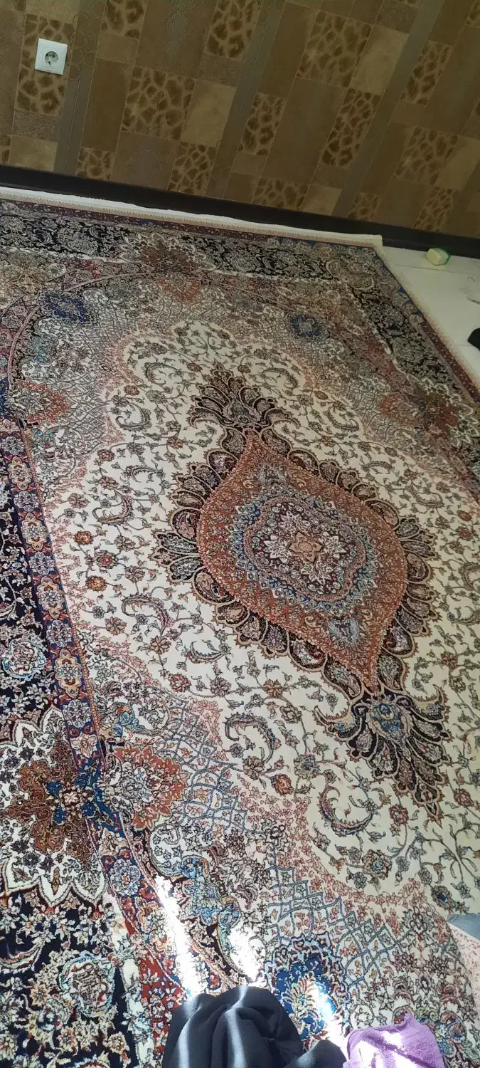 فرش ۶ متری|فرش|اندیشه, شهرک صدف|دیوار