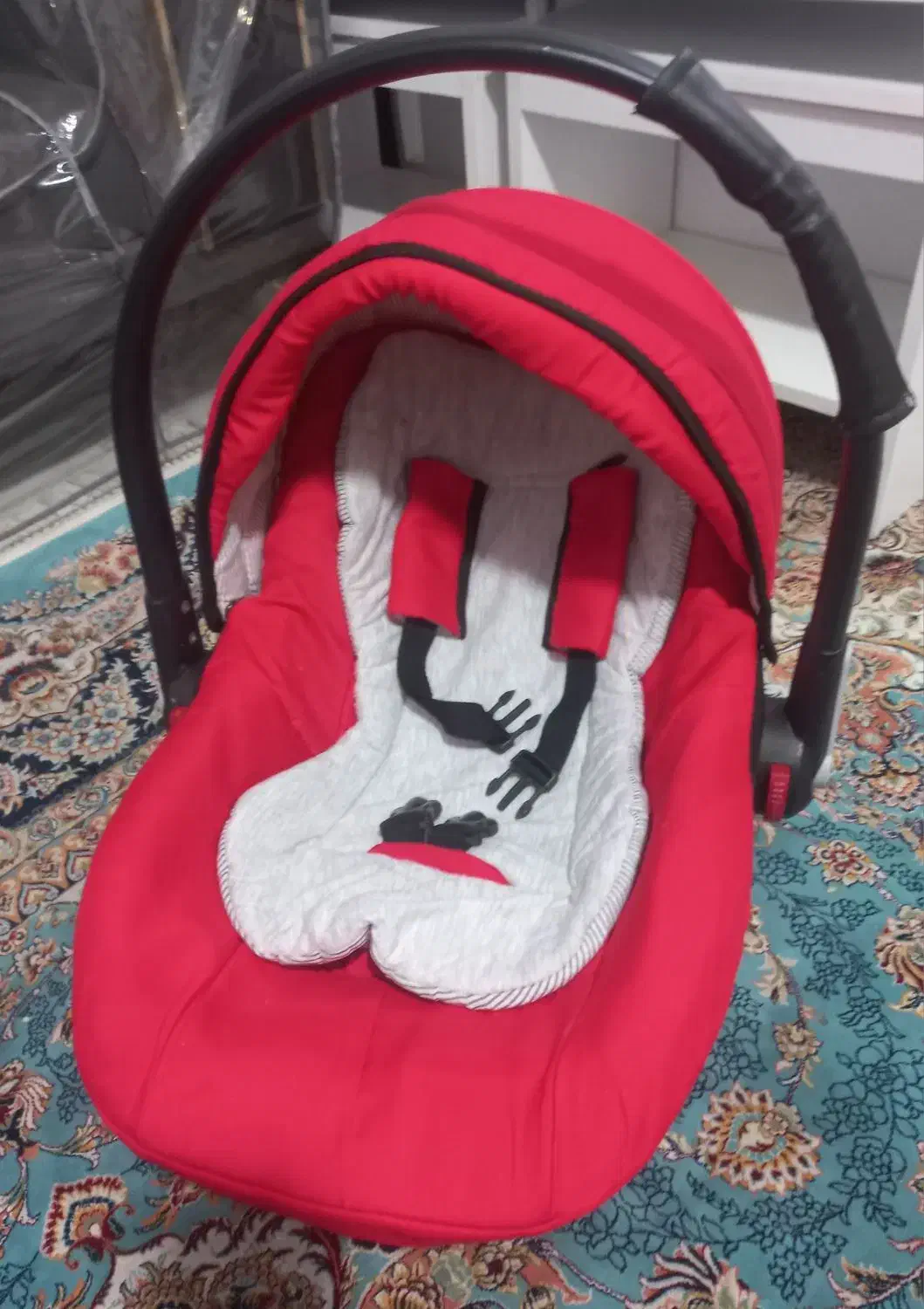 کریر نوزاد|کالسکه و لوازم جانبی|شاهینشهر, فردوسی|دیوار