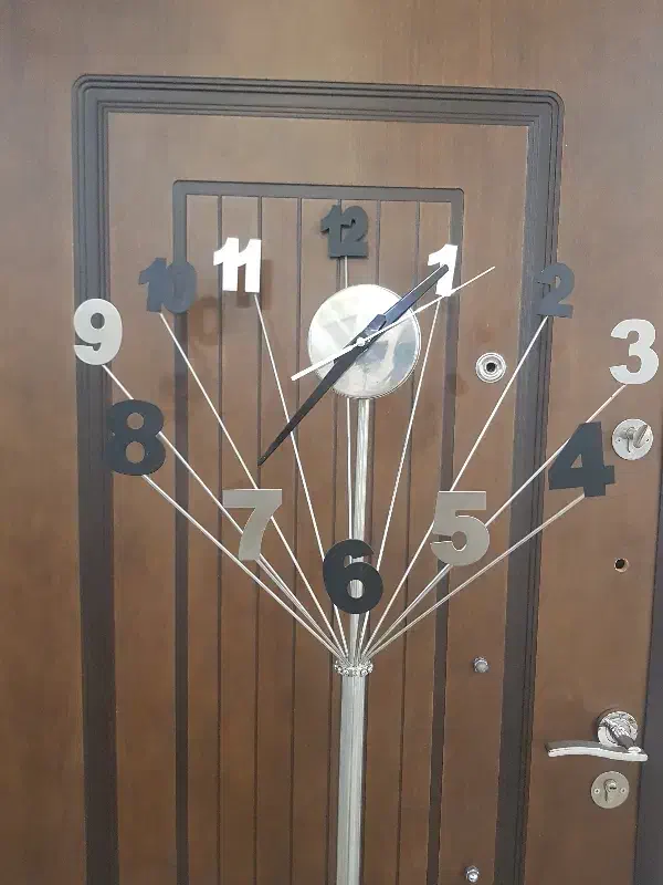 ساعت کنار سالنی مدرن|ساعت دیواری و تزئینی|قائمشهر, |دیوار