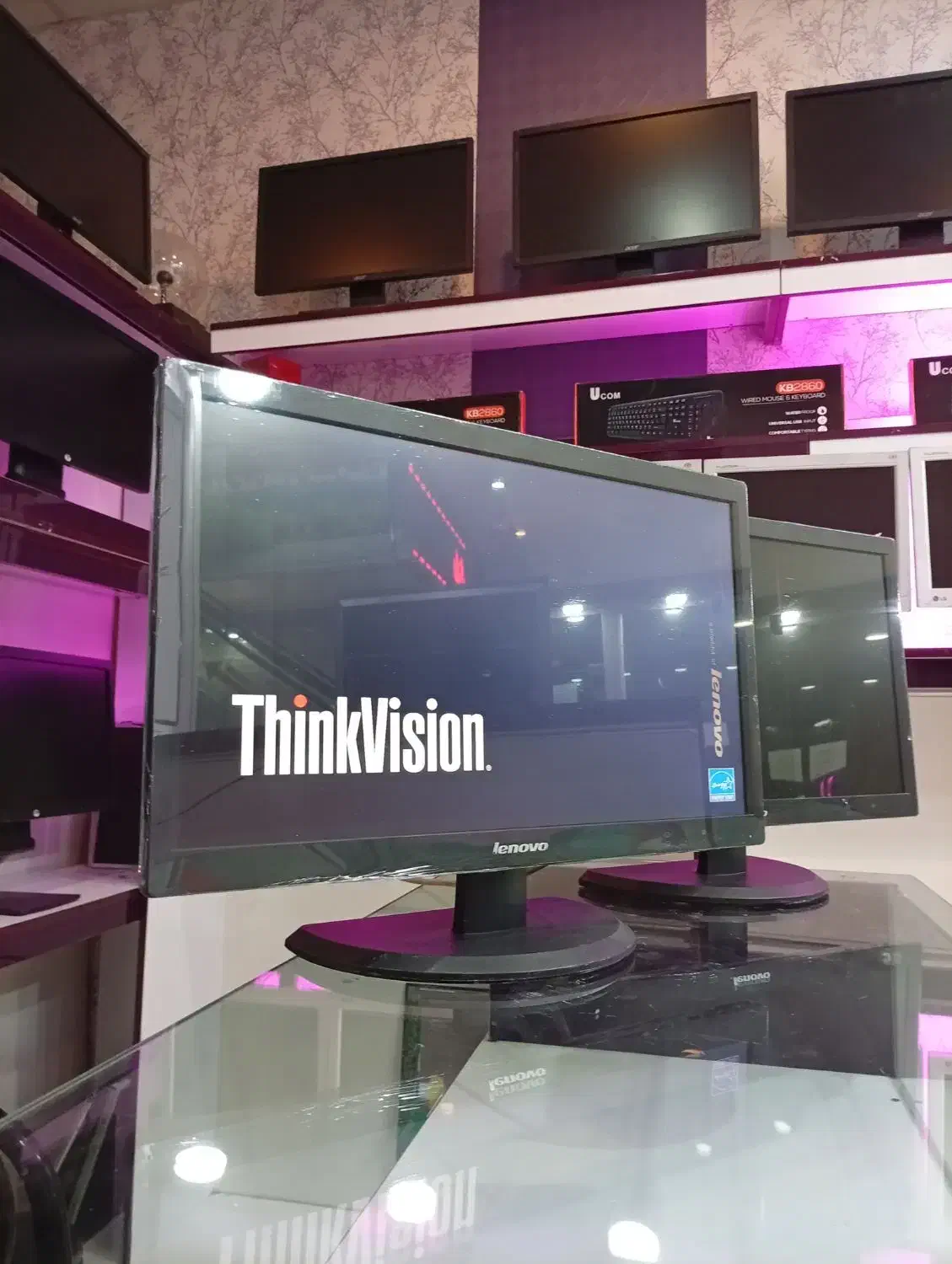 مانیتور۲۲ اینچ با کیفیت|قطعات و لوازم جانبی رایانه|کرج, کمال‌شهر|دیوار