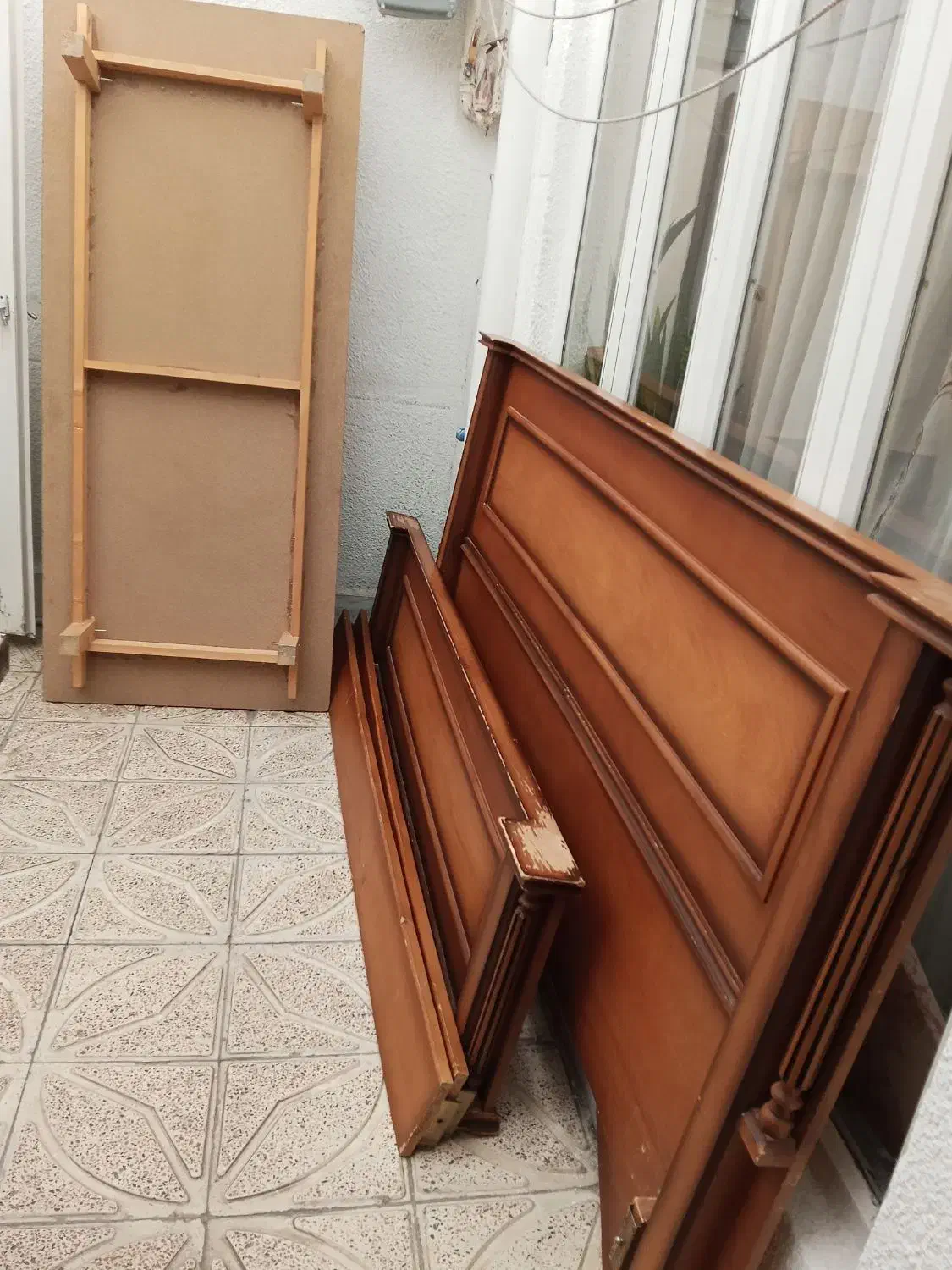 تخت خواب چوبی دو نفره|تخت و سرویس خواب|تبریز, |دیوار