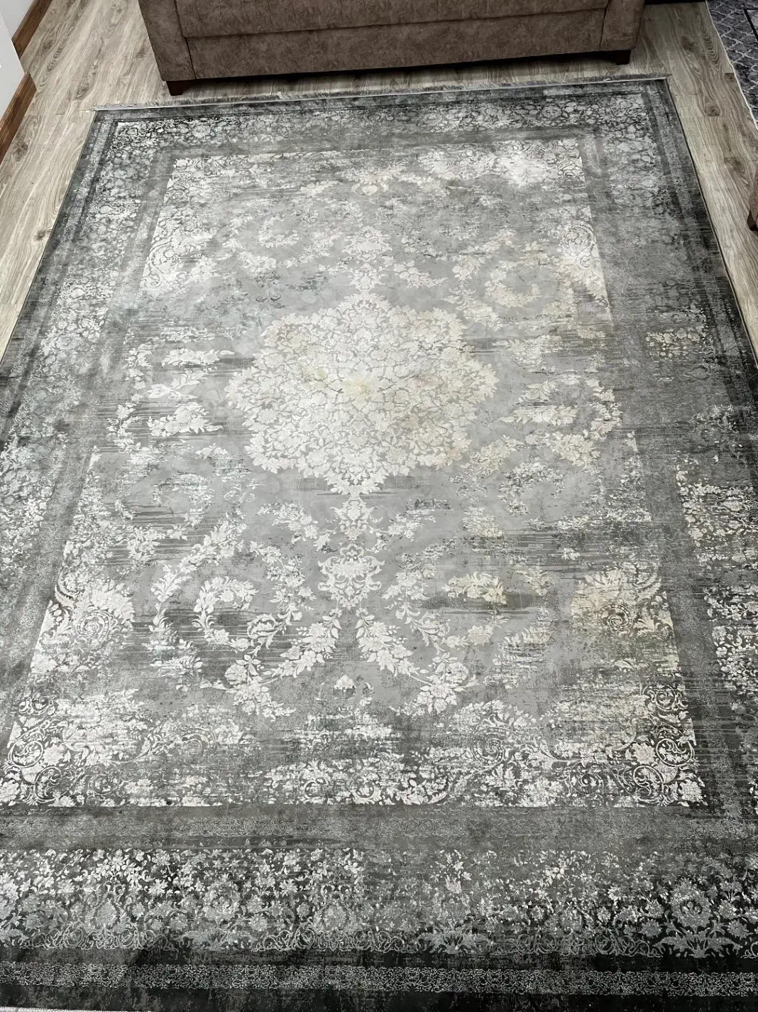 فرش ۹متری ۱۲۰۰شانه|فرش|بندر انزلی, سید آسیه|دیوار