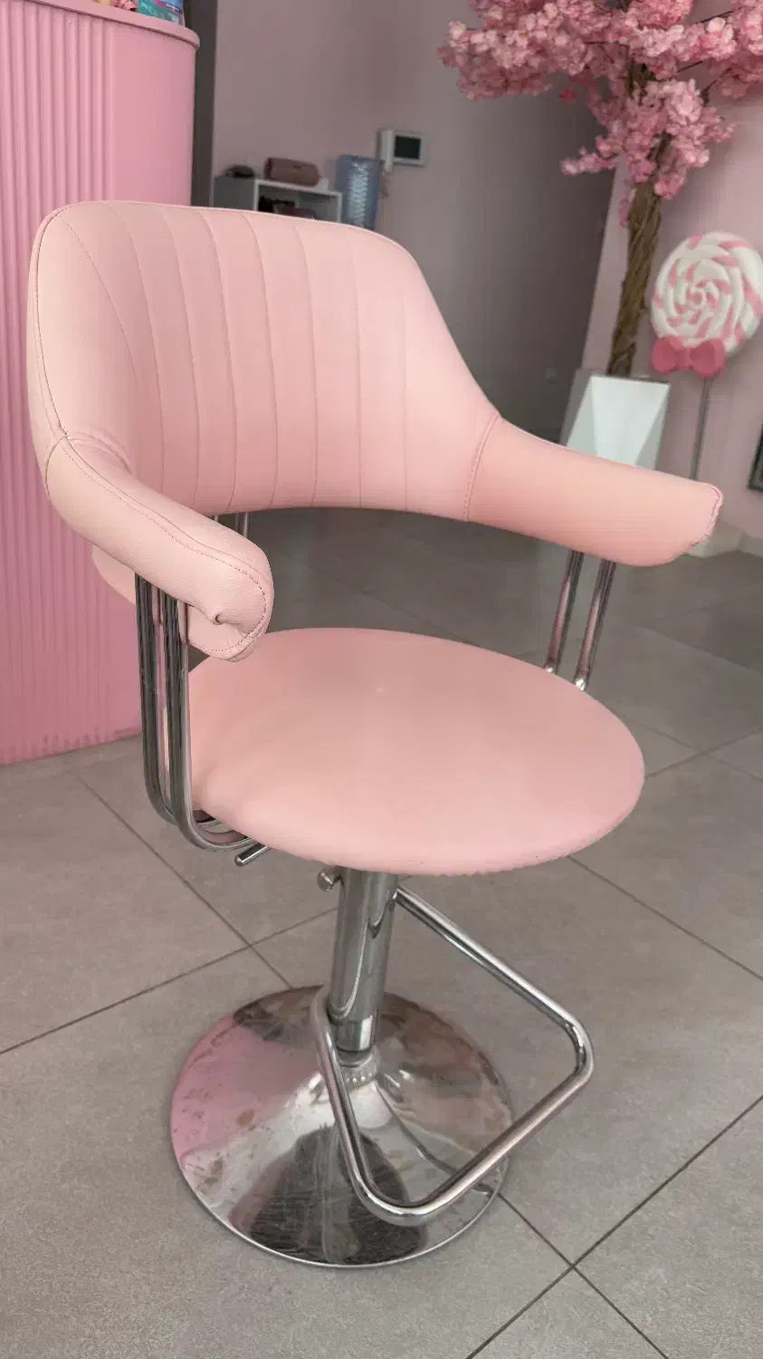 صندلی جک دار|آرایشگاه و سالن‌های زیبایی|شیراز, محمودآباد|دیوار