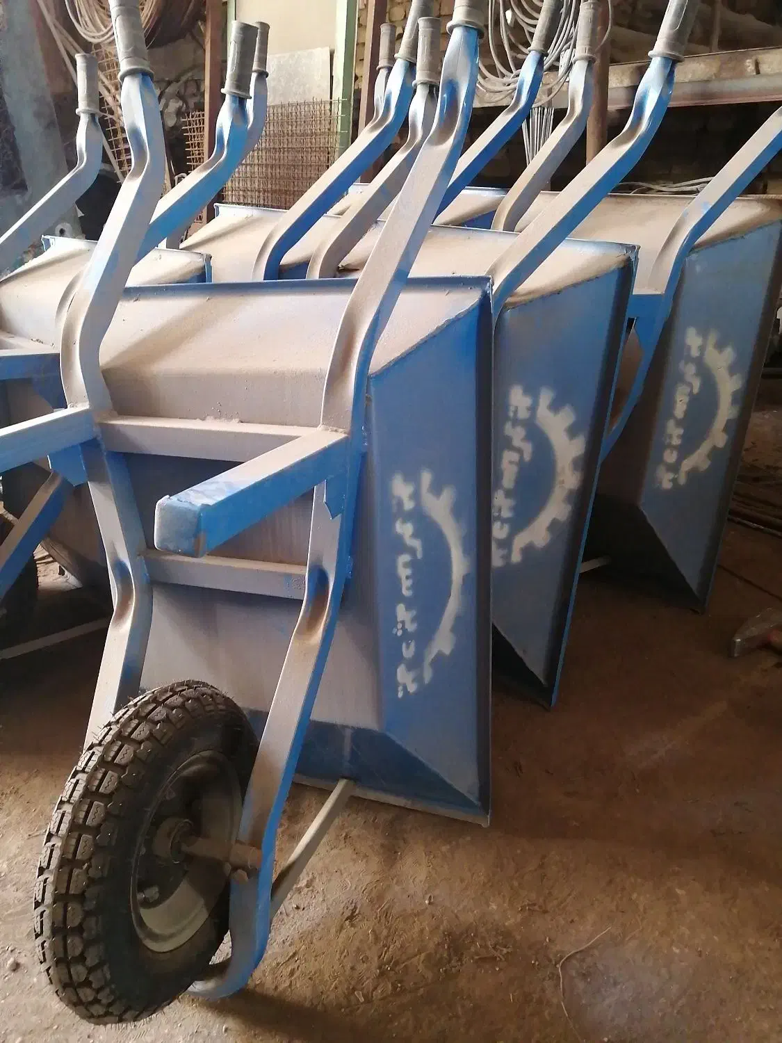 فرغون نو|ابزارآلات|یزد, |دیوار