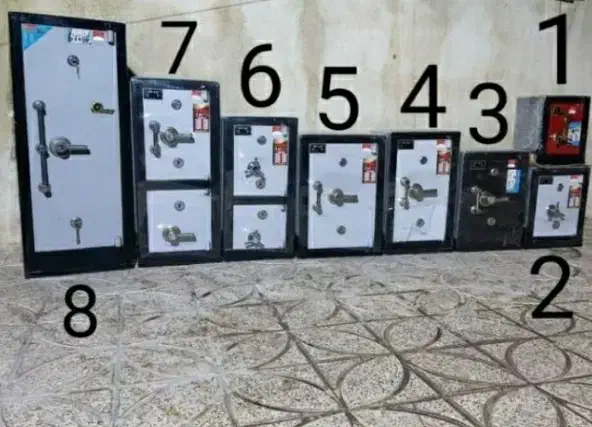 گاو صندوق ۱۸۰کیلویی(کاوه)|ابزارآلات|تربت‌حیدریه, میدان مرکزی|دیوار