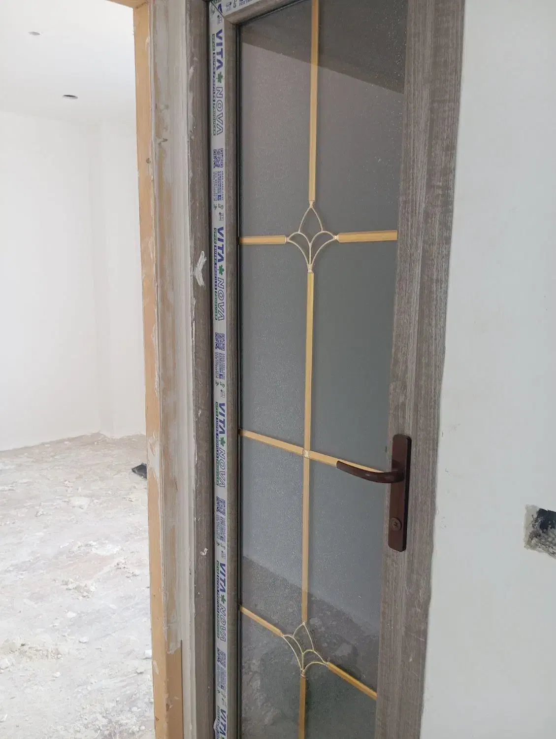 نصب و تعمیر ریگلاژ درب و پنجره دوجداره upvc|خدمات پیشه و مهارت|قشم, |دیوار