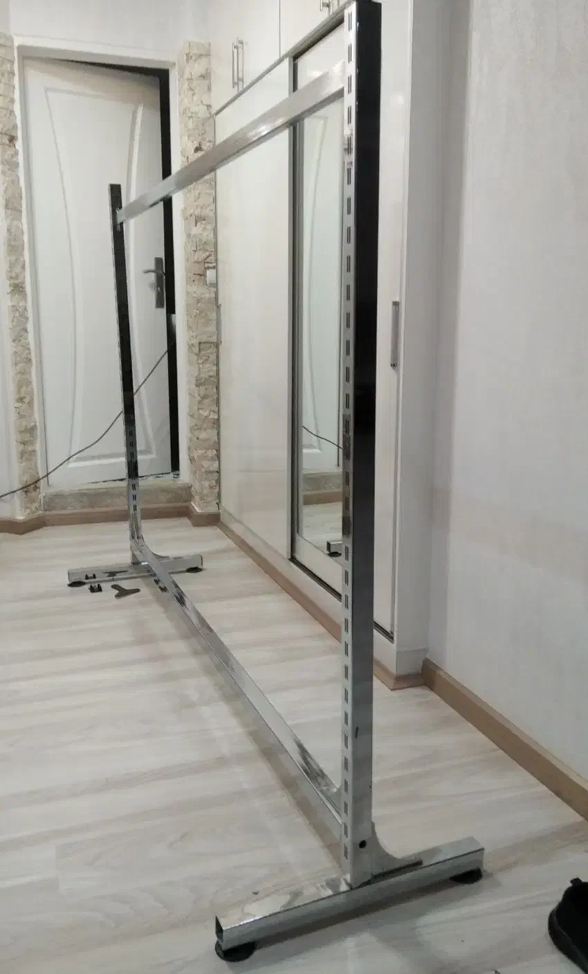 رگال|بندرخت و رخت‌آویز|تبریز, |دیوار