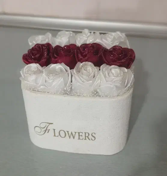 گل روبانی|گل مصنوعی|قروه, |دیوار