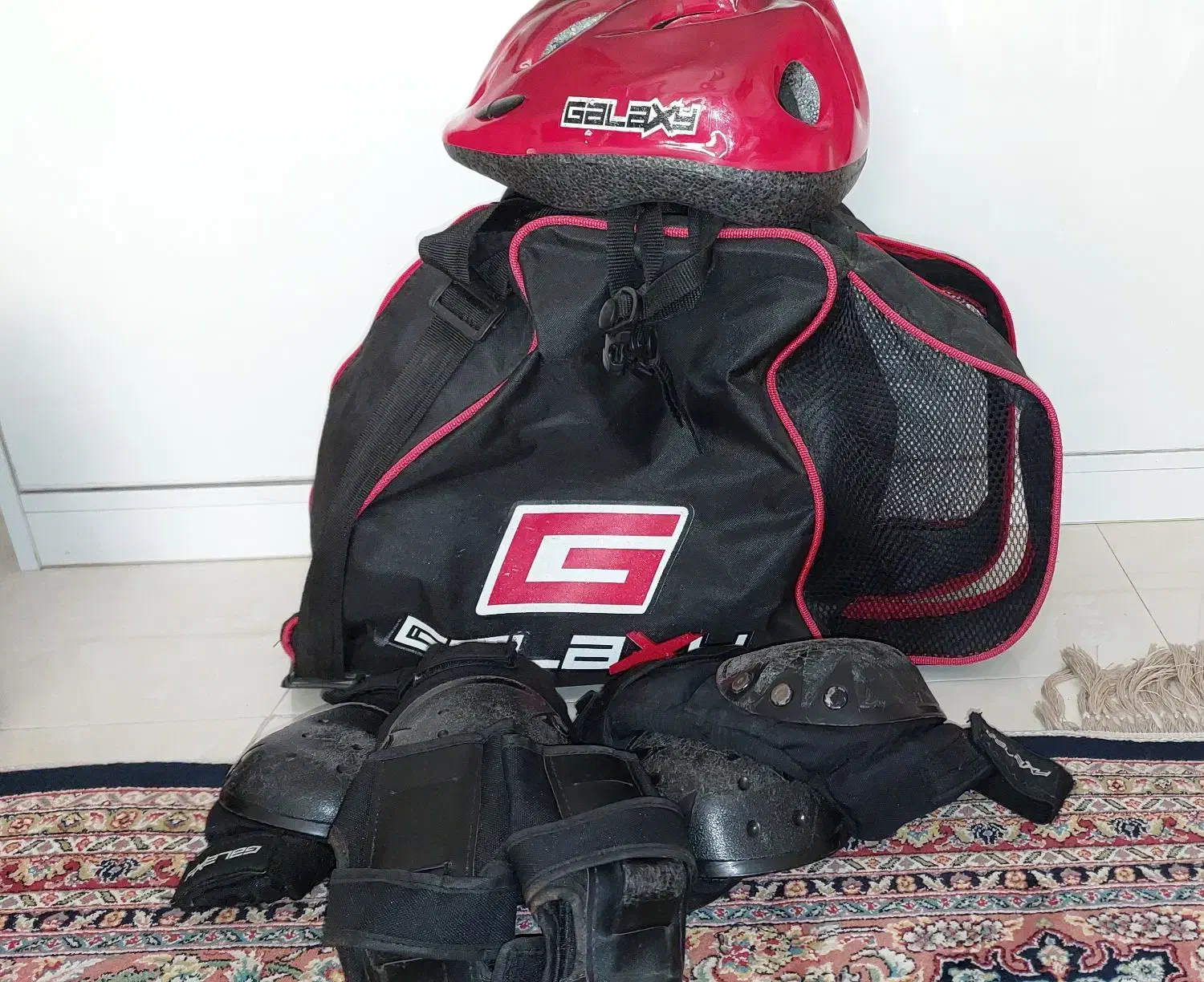 اسکیت|دوچرخه، اسکیت، اسکوتر|ری, علایین|دیوار