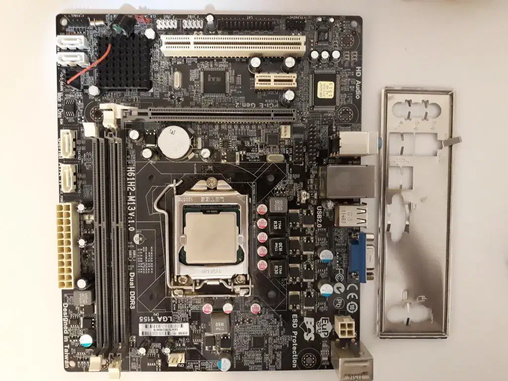 سیستم و باندل اقتصادی و عالیه Mother H61H2 + CPU|قطعات و لوازم جانبی رایانه|تهران, گلستان (شهرک راه آهن)|دیوار