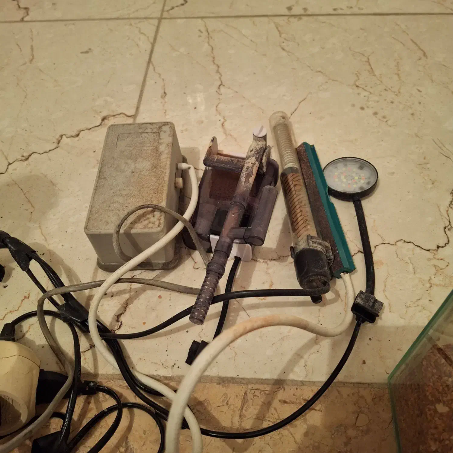 آکواریوم کامل|ماهی|فلاورجان, |دیوار