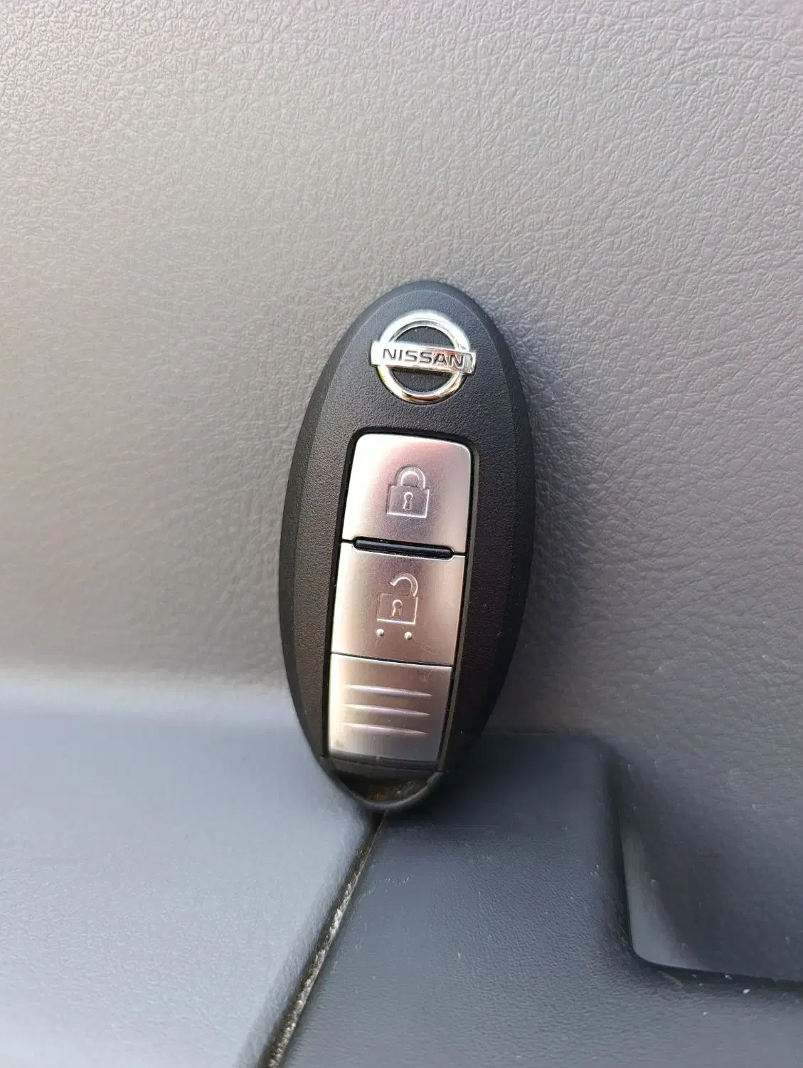 ریموت فابریک نیسان جوک|قطعات یدکی و لوازم جانبی|تهران, سعادتآباد|دیوار