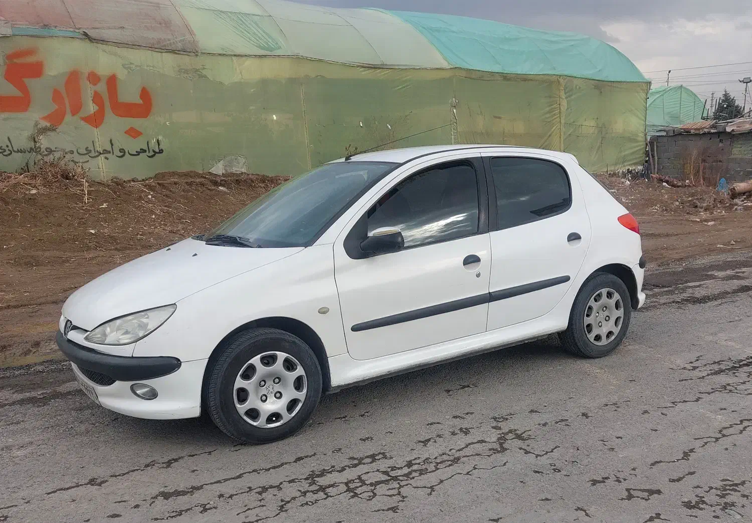 پژو ۲۰۶ تیپ ۲ مدل ۹۰|خودرو سواری و وانت|شهریار, شهرک وائین|دیوار