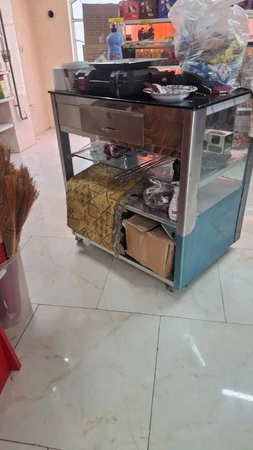 پیشخوان دخل|فروشگاه و مغازه|زیرآب, |دیوار