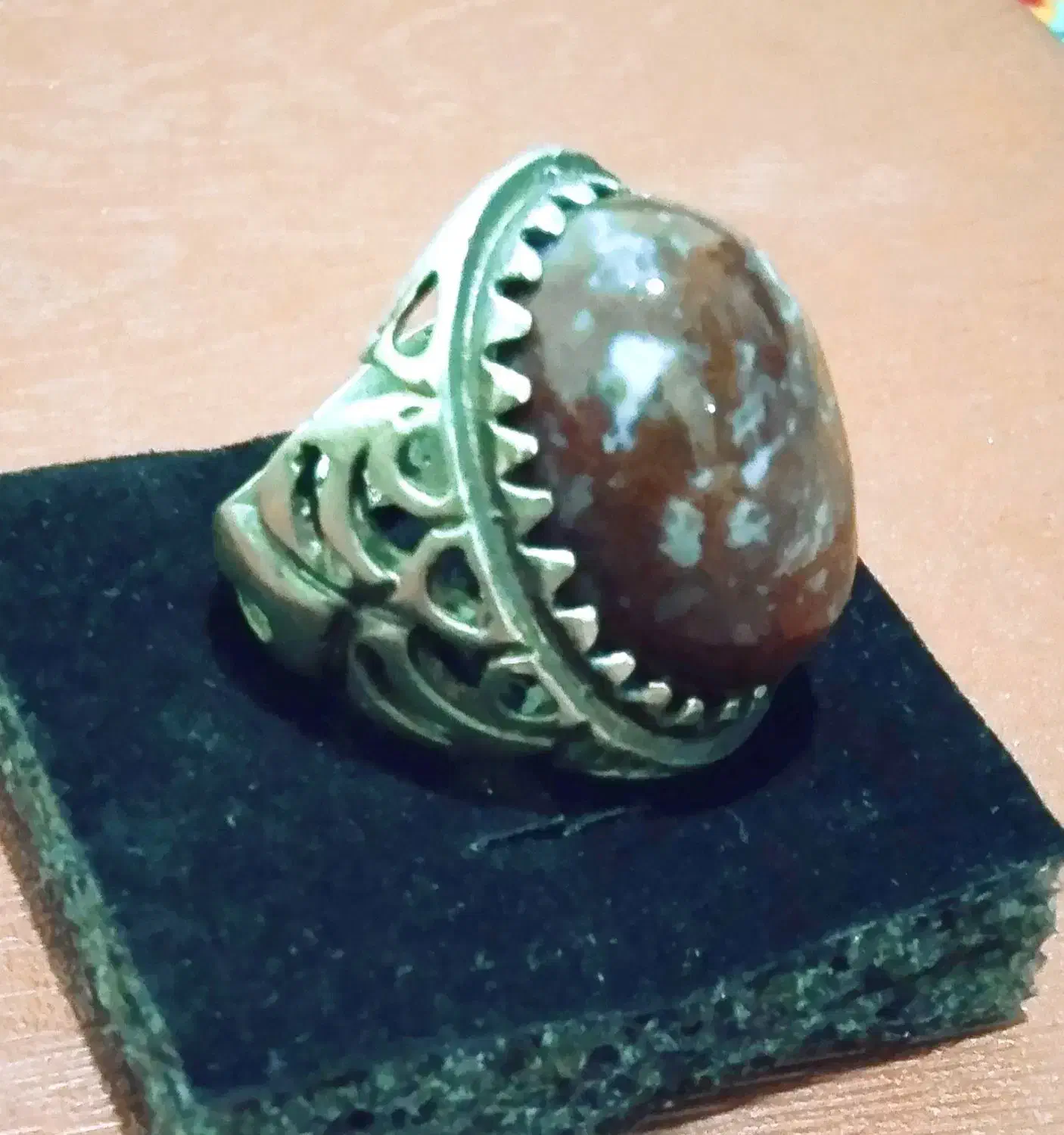 انگشتر جاسپر خوش تراش و انگشتر عقیق کبدی آبدار|جواهرات|سنندج, |دیوار