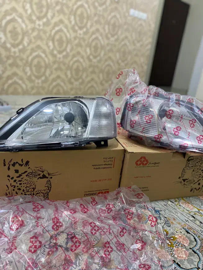 چراغ جلو ماشین ال۹۰|قطعات یدکی و لوازم جانبی|مشهد, الهیه|دیوار