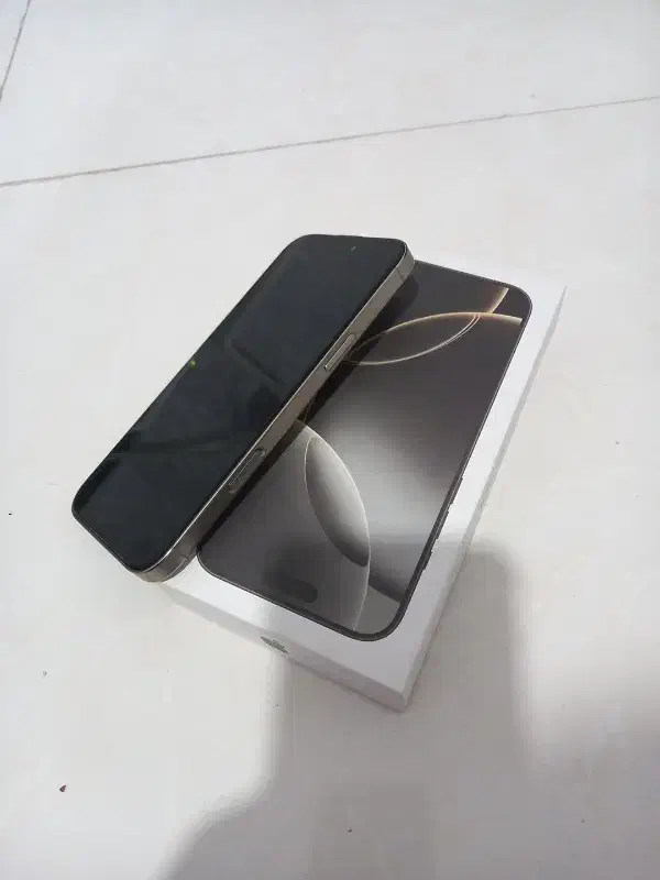 ایفون ۱۶ pro max طرح های کپی|موبایل|رباط‌کریم, رباط‌کریم|دیوار