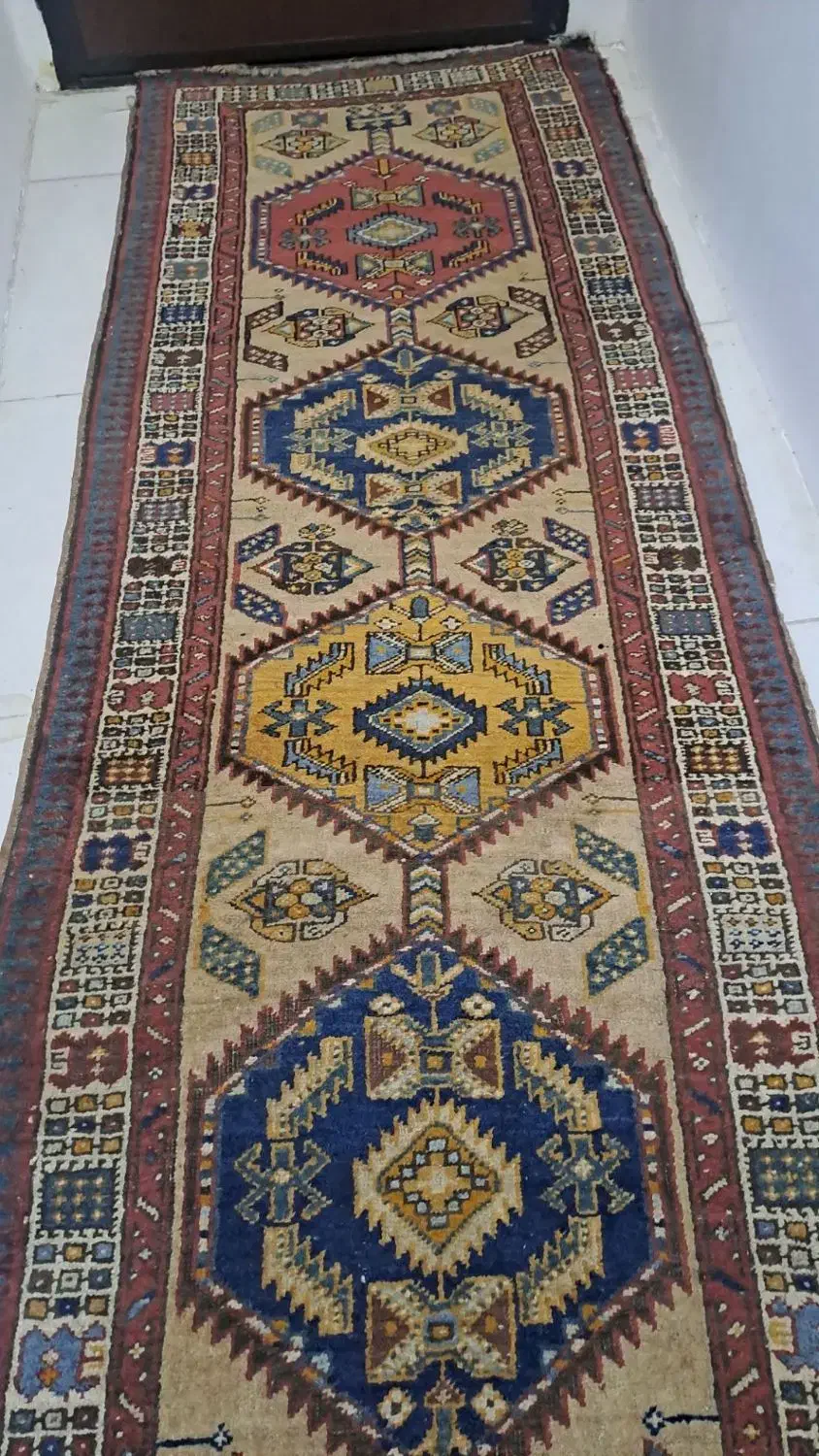 فرش دستباف قدیمی|فرش|اسلام‌شهر, شهرک امام حسین (میان آباد)|دیوار