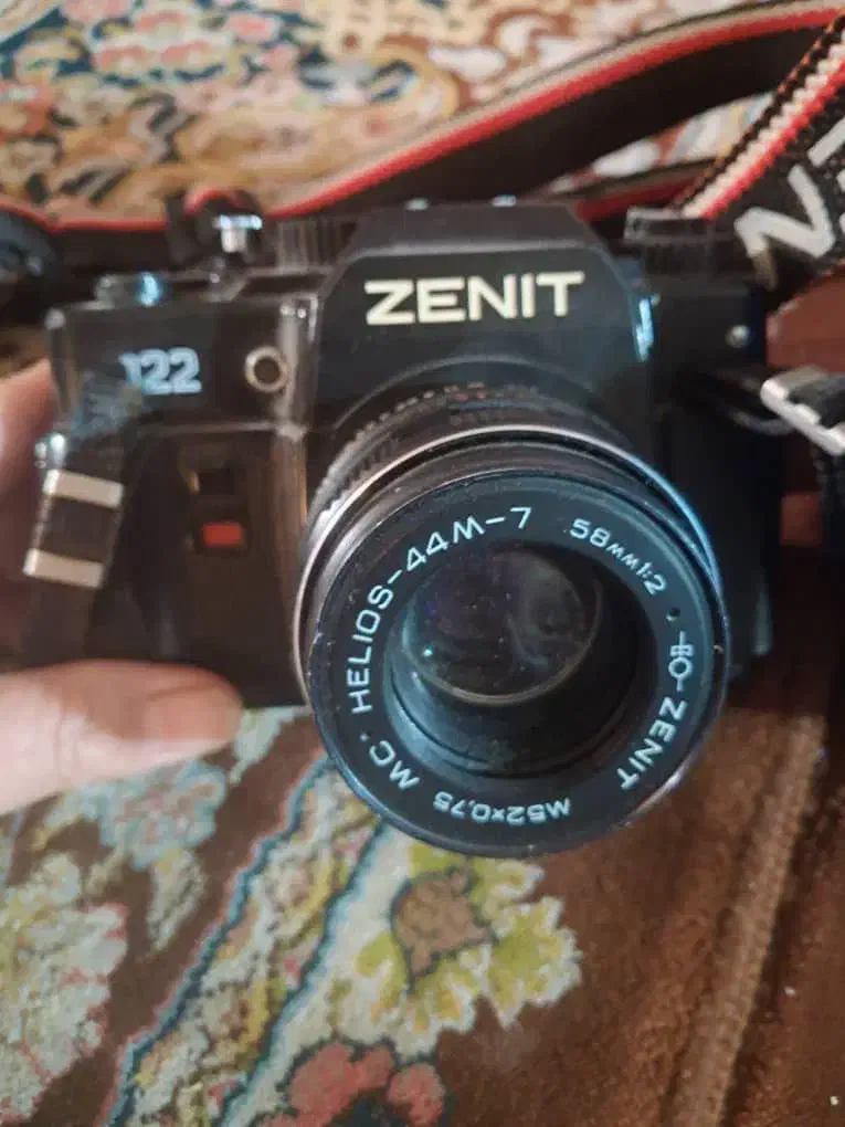 دوربین عکاسی ZENIT همراه با فلاش|دوربین عکاسی و فیلمبرداری|اهواز, کمپلو شمالی|دیوار