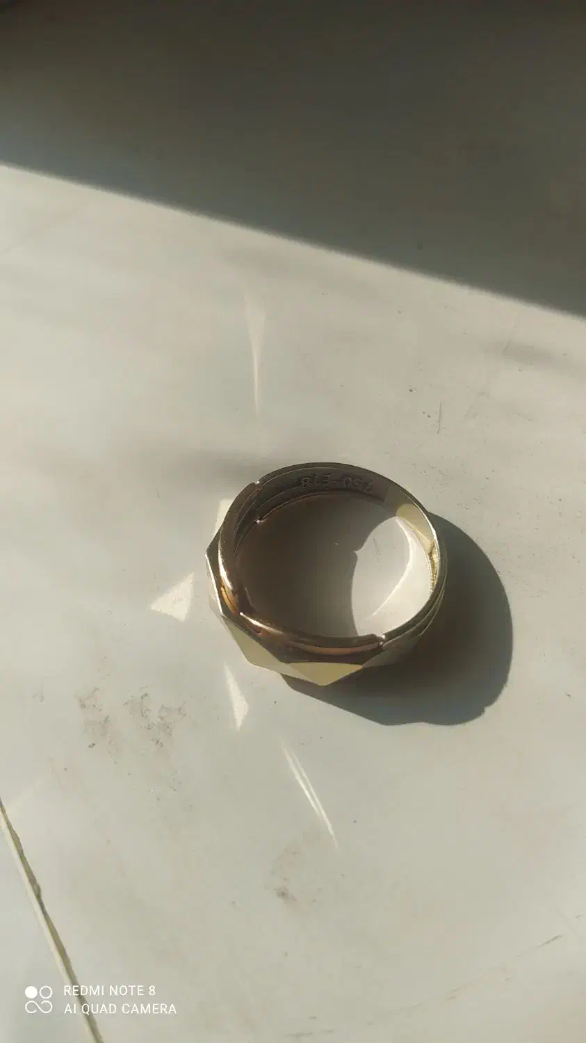 طلا و انگشتر|جواهرات|قروه, |دیوار