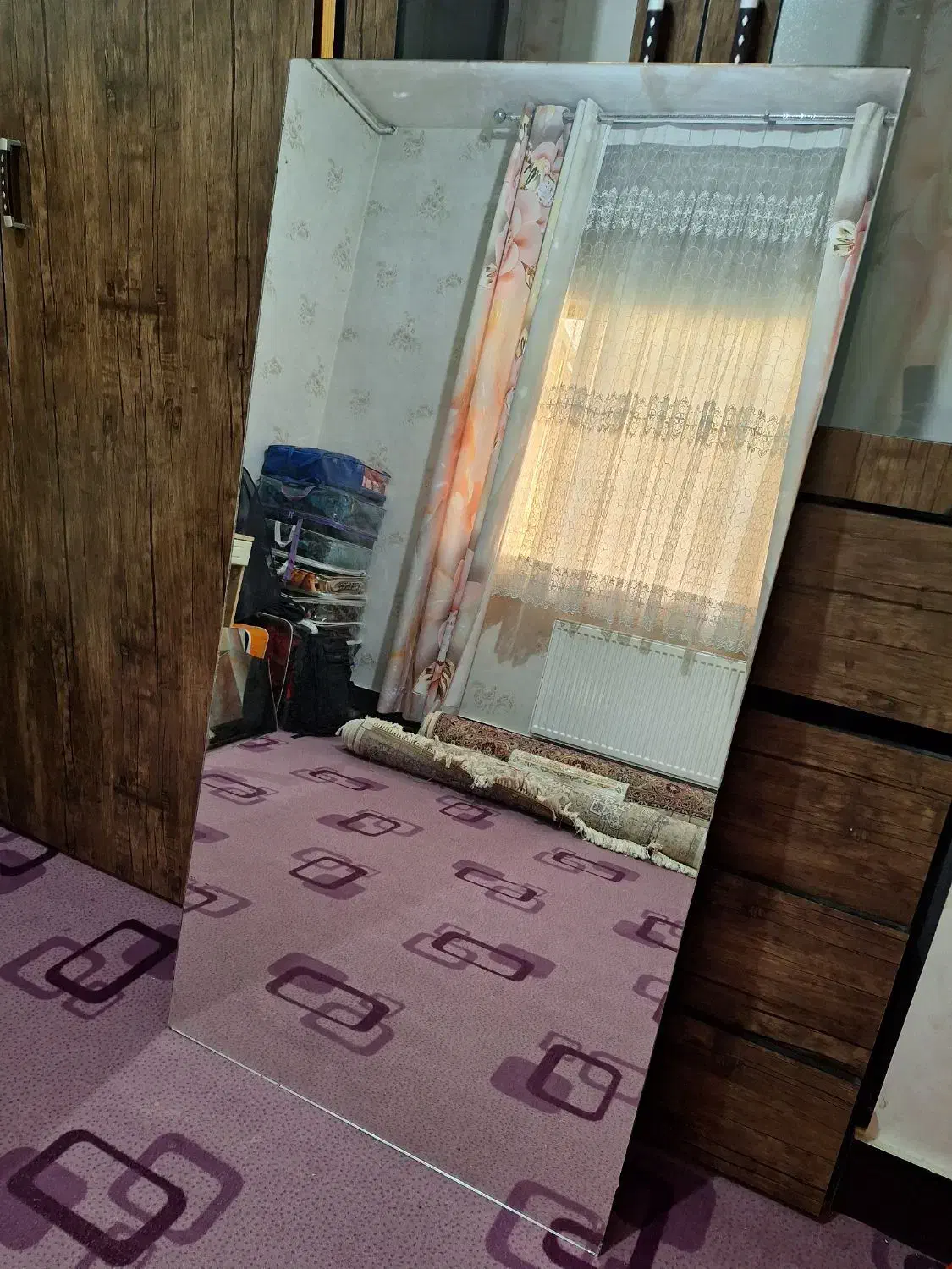 آینه|آینه|دورود, |دیوار