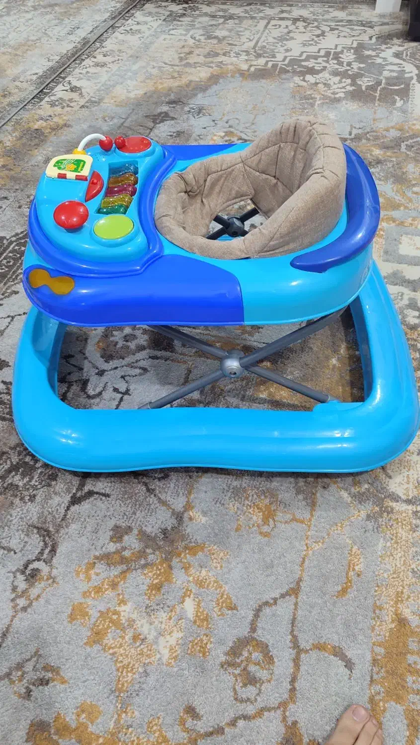 روروک موزیکال بچه|کفش و لباس بچه|بهبهان, |دیوار