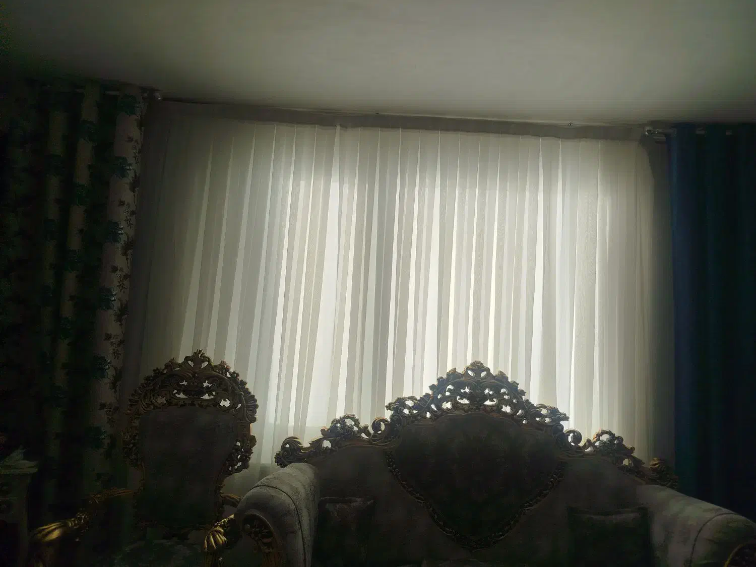 پرده حریر با دوتا دستک|پرده، رانر، رومیزی|تربت‌حیدریه, شهرک ولیعصر|دیوار