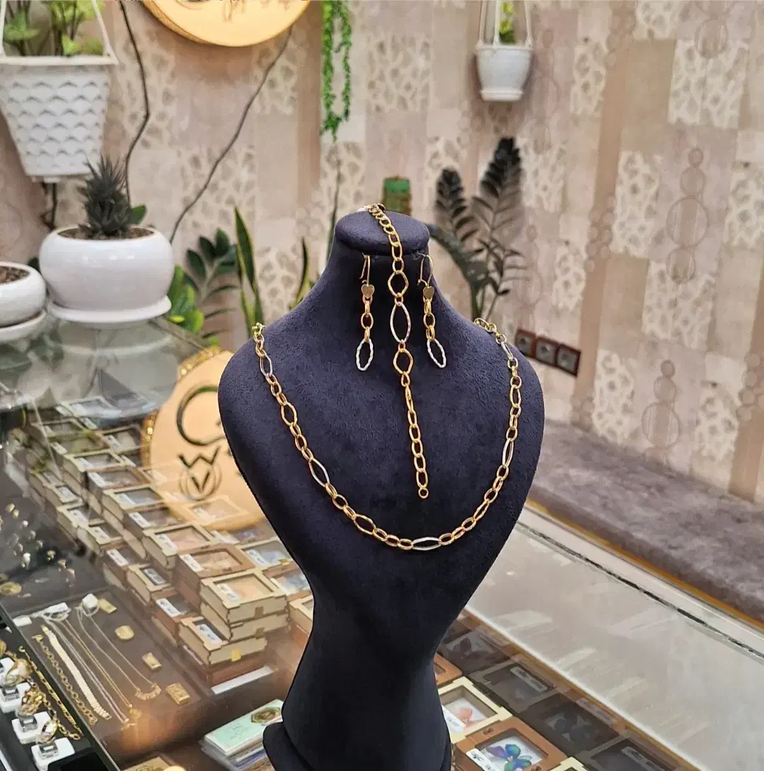 سرویس اپل بدون اجرت و مالیات فقط با ۵ درصد|جواهرات|رشت, فلسطین|دیوار