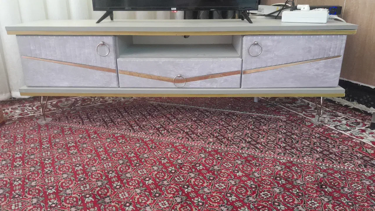 زیر تلویزیون و اینه کنسول|میز تلویزیون|رومشکان, |دیوار